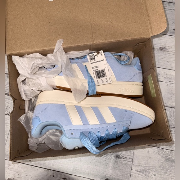 adidas Shoes - NIB Adidas Grand Court Alpha 00s